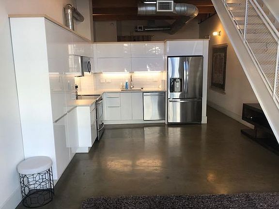 2nd image of 333 Santana Row