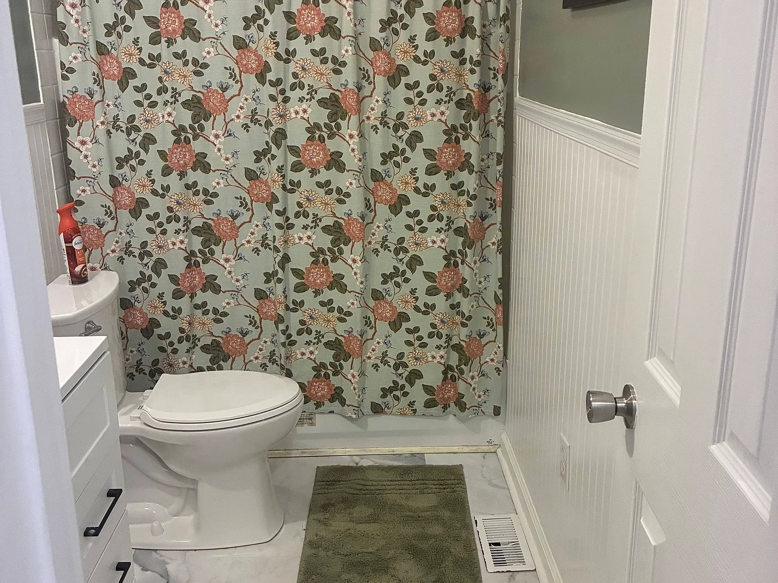 3 bed, 1000 sqft, $1,800 — Photo 4
