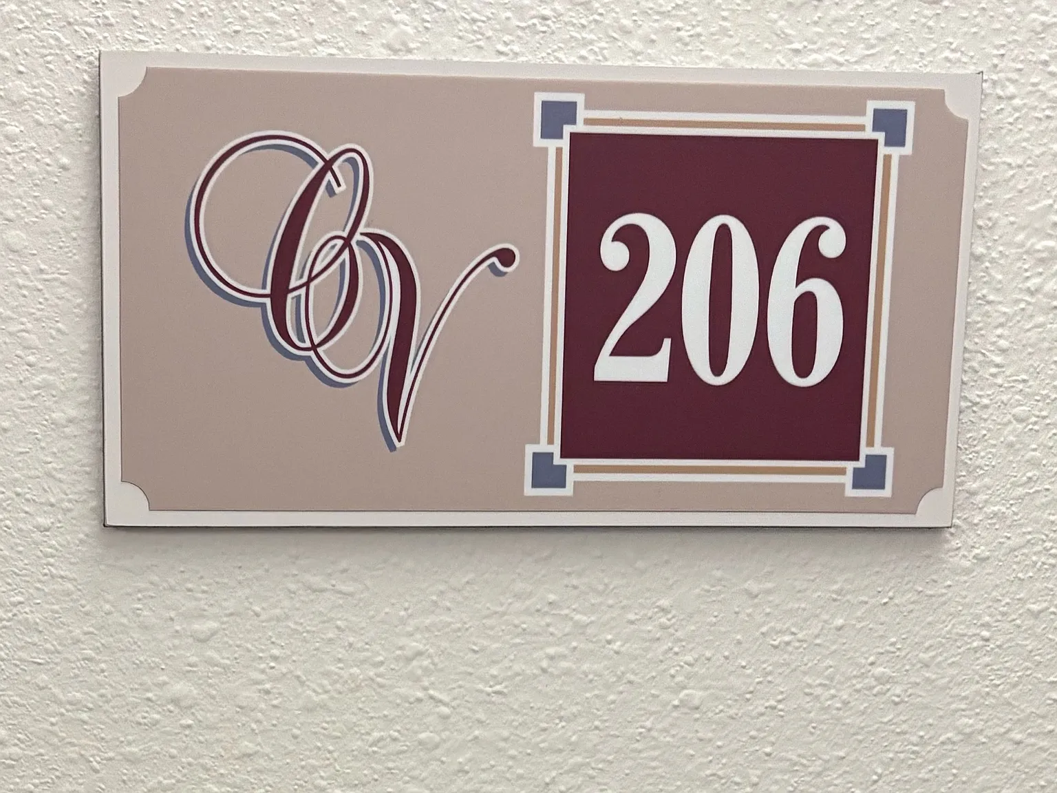 Courthouse View Apartments — Photo 1