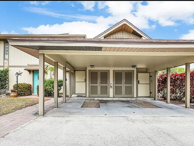 4265 Island Cir #B — Photo 23