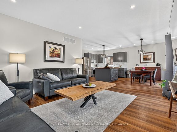 2nd image of 11 Braeside Cres