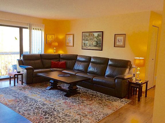 3rd image of 303 Bromley Pl