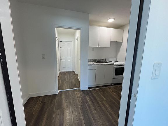 5th image of 14280 NE 6th Ave #8