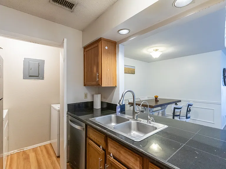 1310 Westheimer Rd #210 — Photo 7