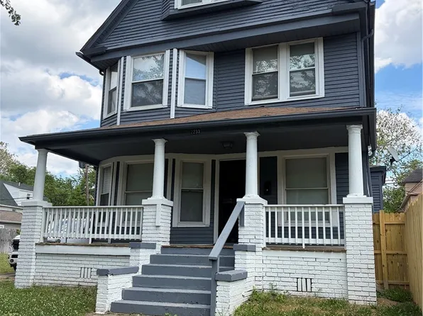 2233 E 80th St, Cleveland, OH 44103
