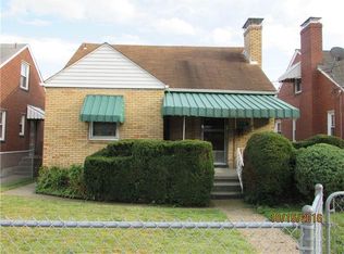 1113 Holmes St, Mc Kees Rocks, PA 15136