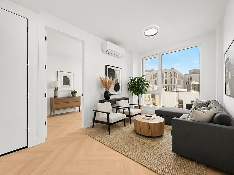 34-16 38th St #5210 — Photo 3