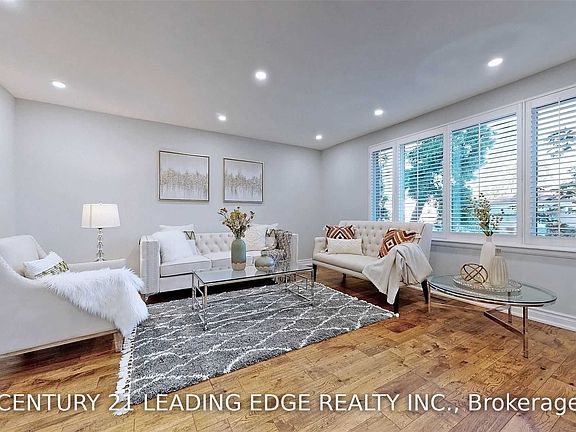 4th image of 170 Ellington Dr