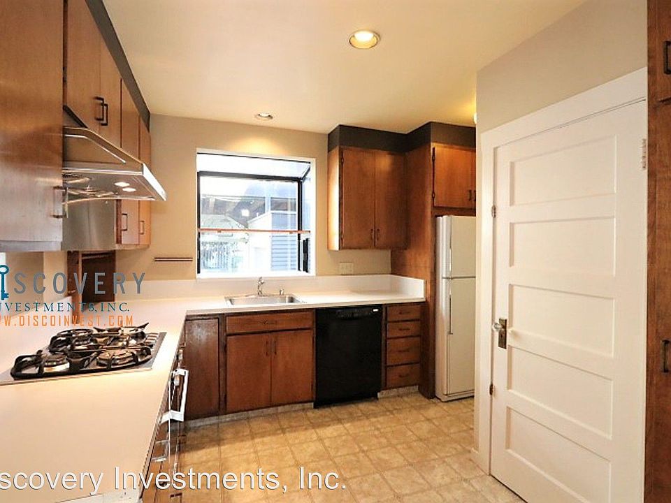 1st image of 3976 Greenwood Ave