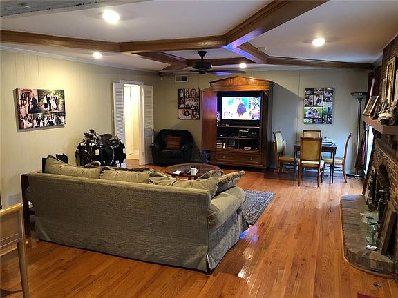 5th image of 12115 Shiremont Dr