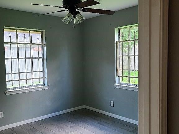 5th image of 3436 Waverly St