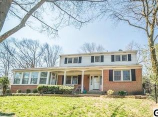 127 Oak Park Rd, Harrisburg, PA 17109