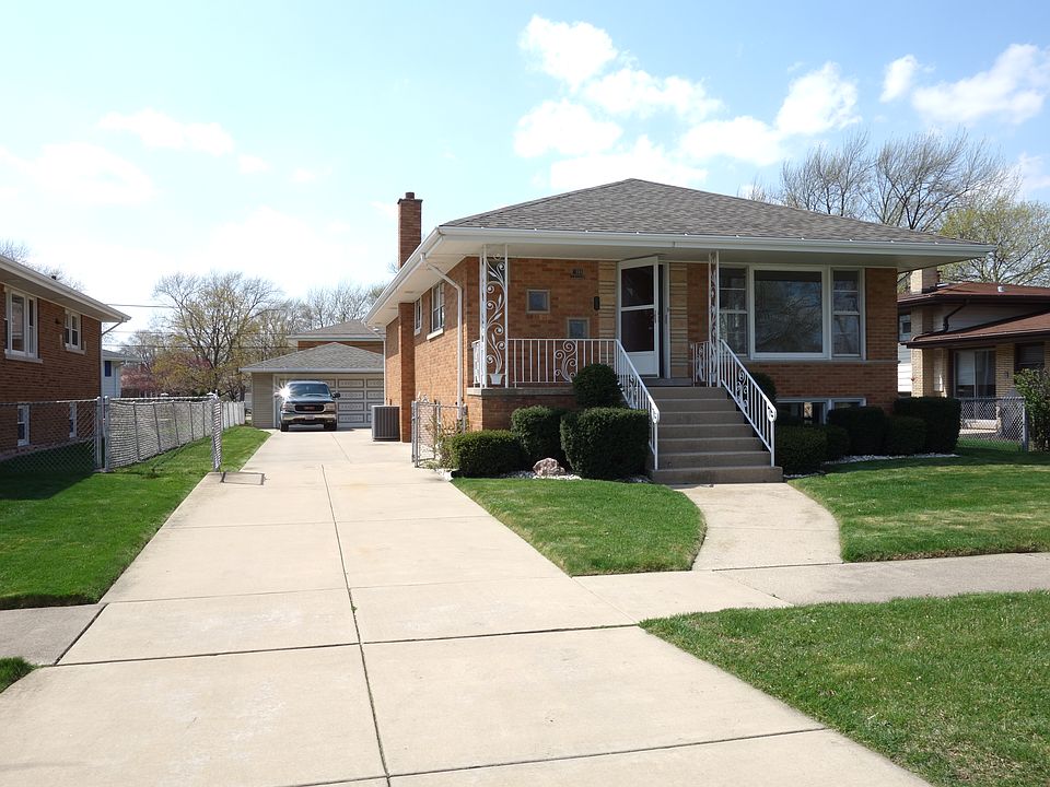 1st image of 9904 S Kilbourn Ave