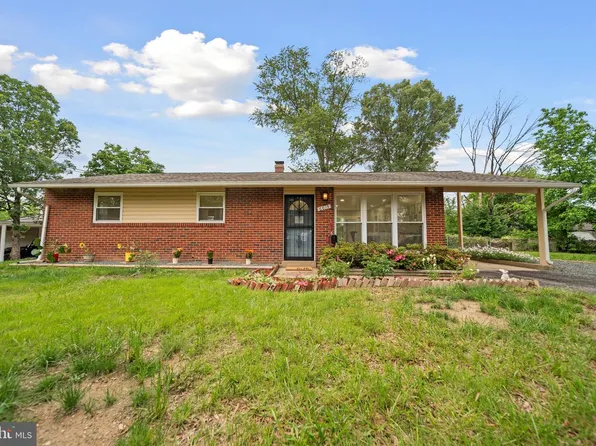 6019 Rose Hill Dr, Alexandria, VA 22310