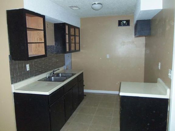 2nd image of 4478 Sunvalley Dr