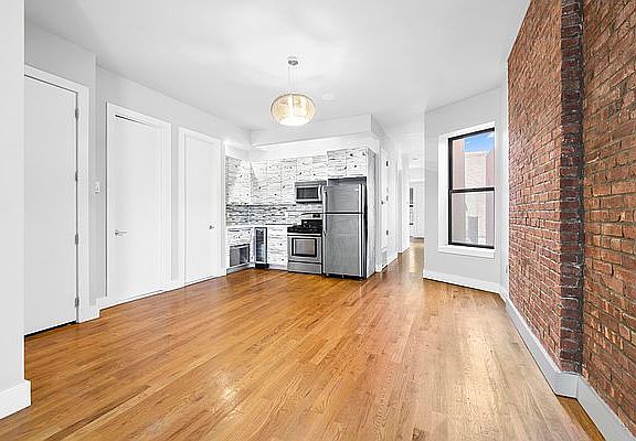 3rd image of 2248 Adam C Powell Blvd #5R