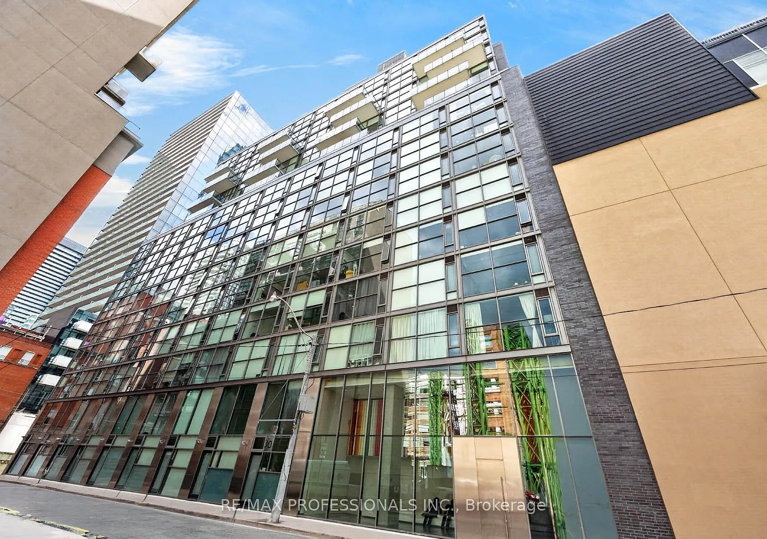 2 bed, $3,300 — Photo 1