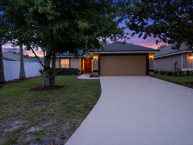 863 S Lilac Loop — Photo 4
