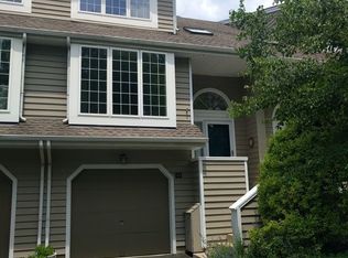 44 Cabot Dr, Wayne, PA 19087