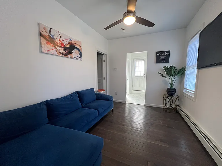 255 Lafayette Pl #2 — Photo 4