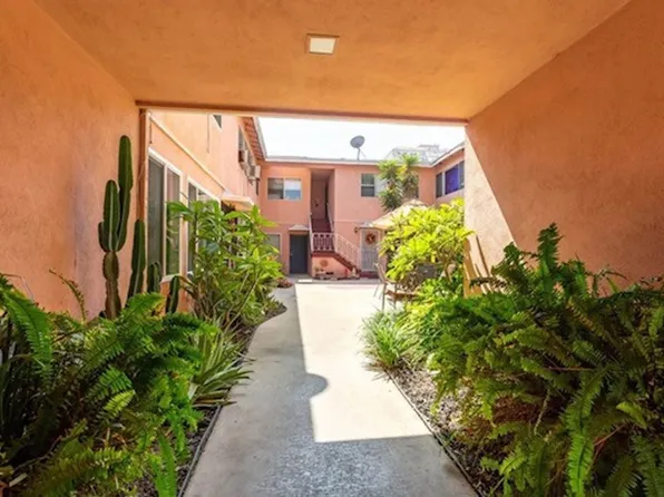 930 E 1st St Unit 16, Long Beach, CA 90802