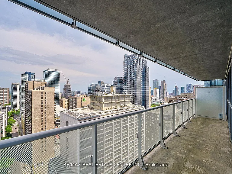 7 Grenville St #2605 — Photo 34