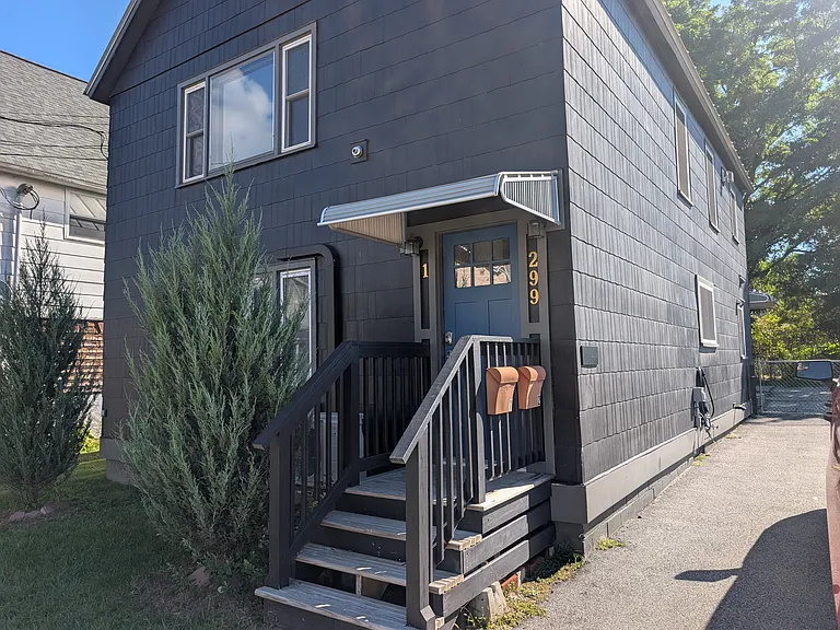 299 Manhattan Dr #1 — Photo 8