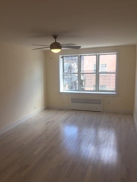 1st image of 1775 E 18th St APT 4O