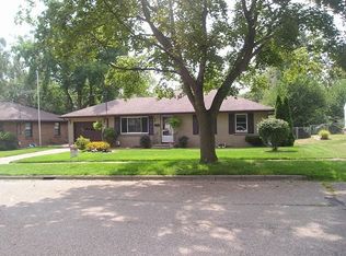 829 Lynn Ave, Kalamazoo, MI 49008