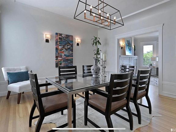 Dining room between kitchen and living room.