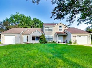 362 Chaparral Cir, Elgin, IL 60120