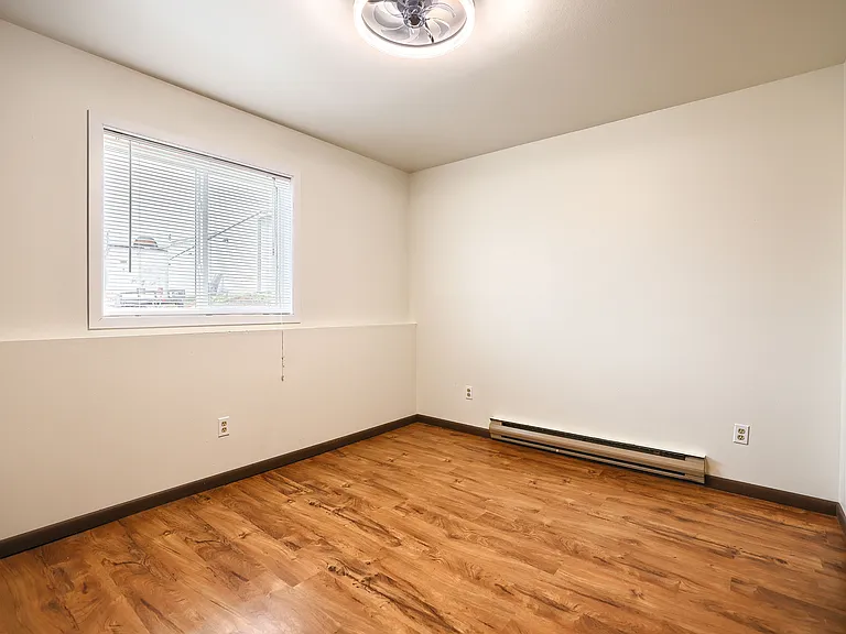 816 Ames Ave #3 — Photo 9