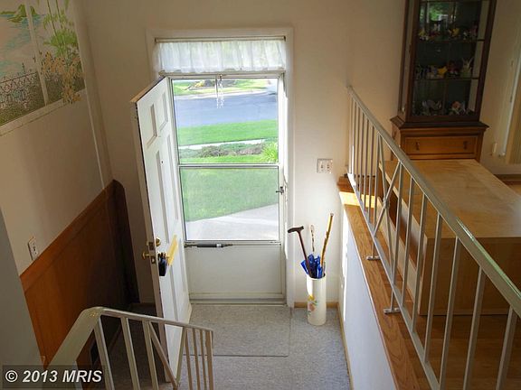 4th image of 4706 Mercury Dr