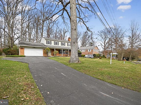 2nd image of 8624 Redwood Dr