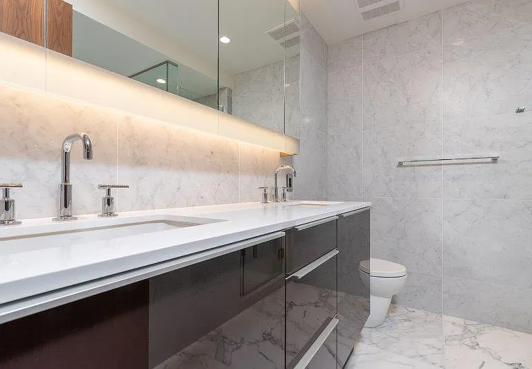 738 1st Ave SW #902 — Photo 9