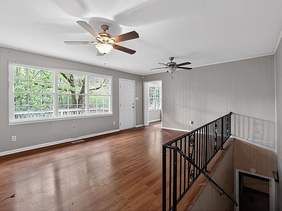 5th image of 600 Country View Ter