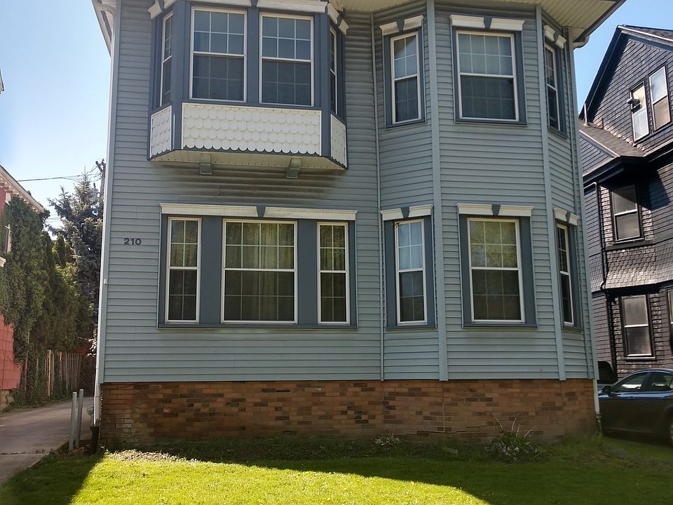 1st image of 210 Lancaster Ave
