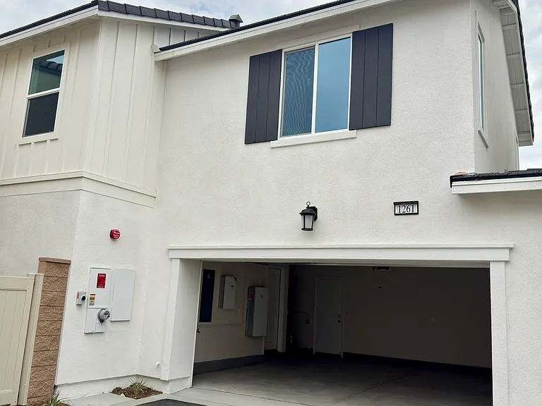 1261 Galaxy Way — Photo 40