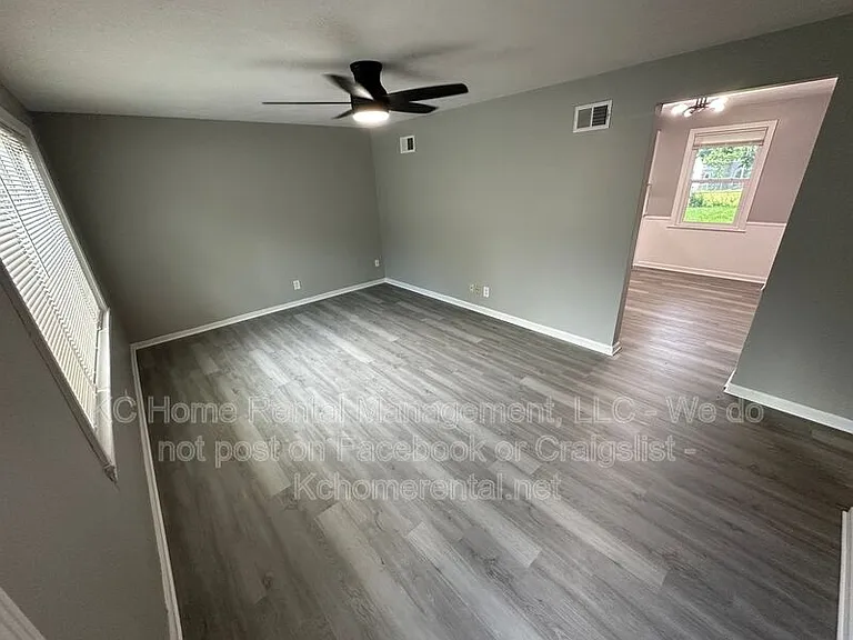 11636 W 68th Ter — Photo 10