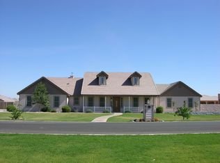 21118 E Pummelos Rd, Queen Creek, AZ 85142