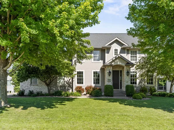 16849 Aurora Ct, Clive, IA 50325