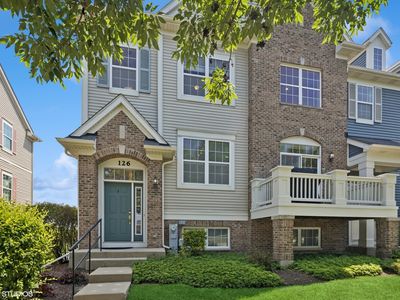 126 Goldenhill St, Carol Stream, IL, 60188