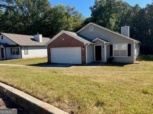5606 Rockingwood Ct, Atlanta, GA 30349