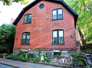 3 Selden St, Rochester, NY 14605