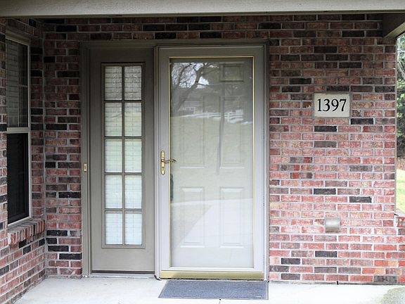2nd image of 1397 Grey Oaks Dr