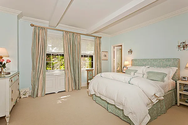 Sold by Brown Harris Stevens | media 18