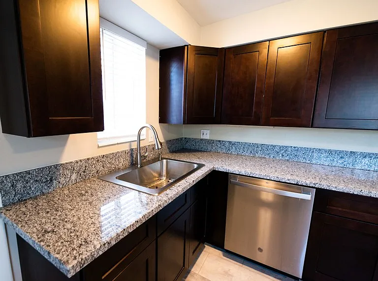 1179 E Blaine Ave #1 — Photo 4