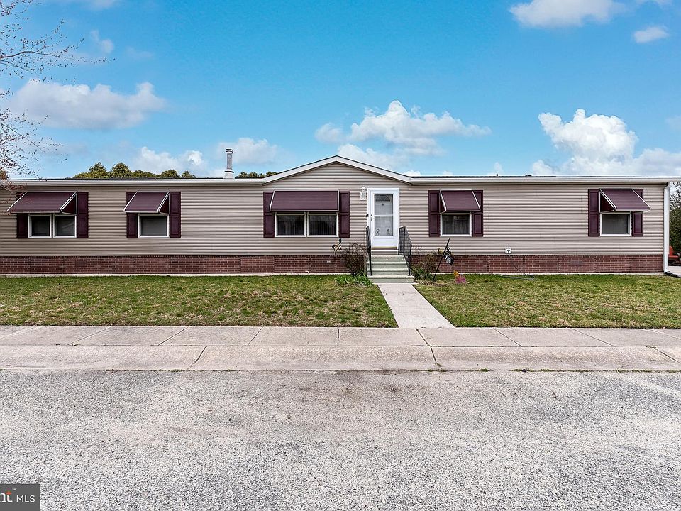 1st image of 156 Marigold Ln