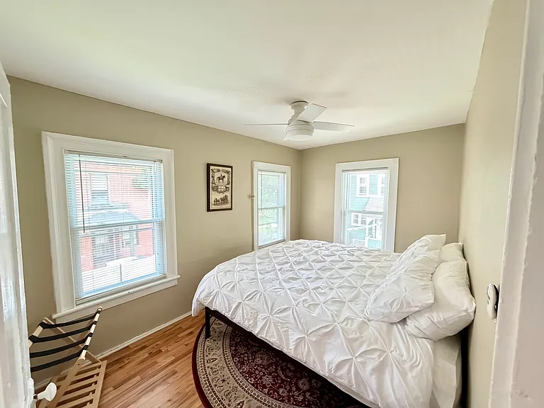 115 Caroline St #3 — Photo 12
