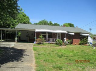 713 Dixon St, Shelby, NC 28152
